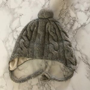 GAP Beanie Winter Hat Knit Cable Pom Pom Lamb Wool